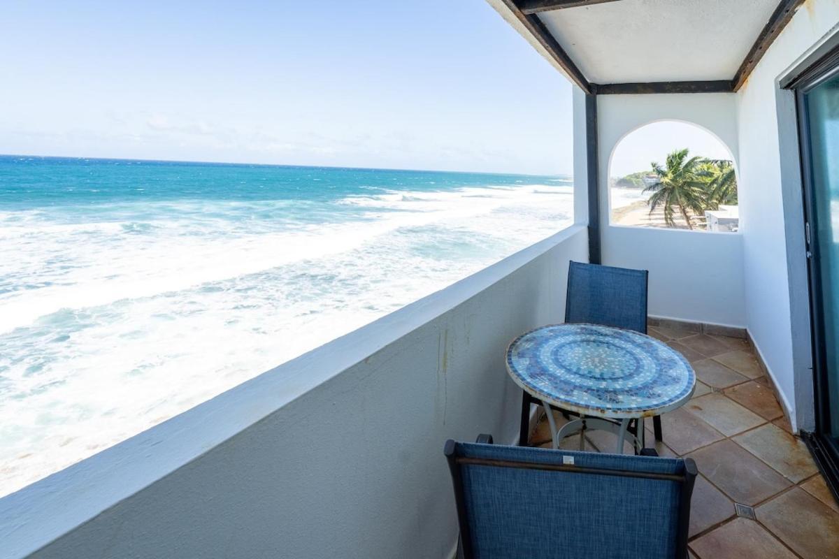 4 Bedroom Kikita Beach Villa Oceanfront W Pool Dorado Exteriér fotografie